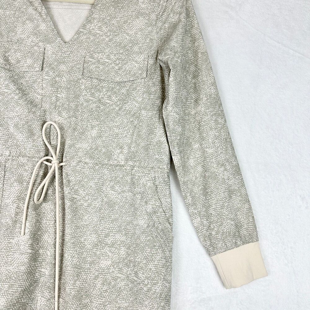 Athleta Zuma Printed Shirtdress Viper Grey Size XS Athletic Athleisure Travel - Picture 7 of 12